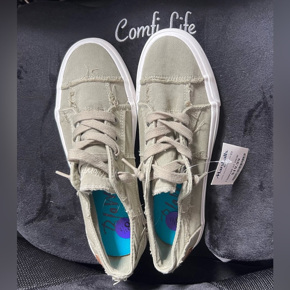Blowfish Malibu OLIVE Lace Up Sneakers SIZE 8.5